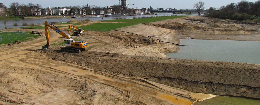 Werkzaamheden 'Ruimte voor de Rivier' bij Deventer-De Worp-> Apdency 12 April 2015