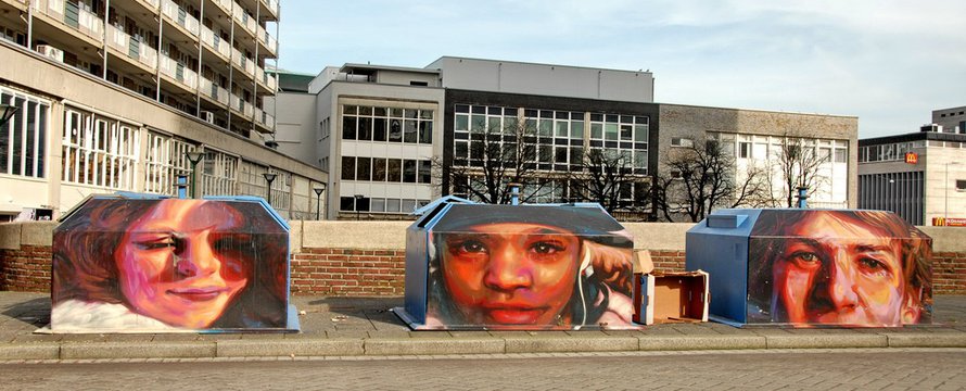 Rotterdam_ Vuilcontainers/Dumpsters" (CC BY 2.0) by FaceMePLS
