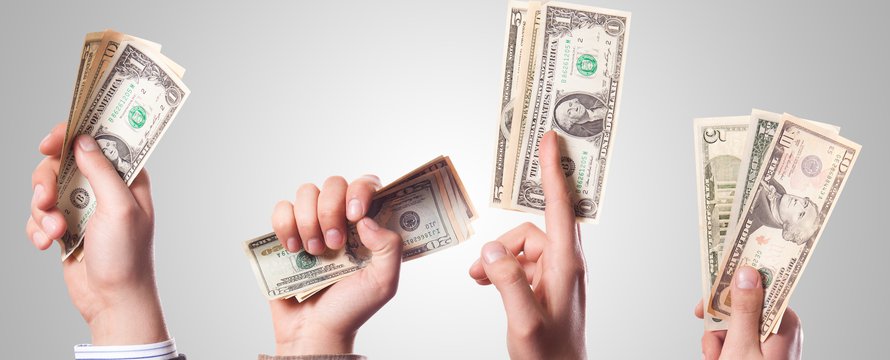 Geld -> Money" (CC BY-SA 2.0) by 401(K) 2013