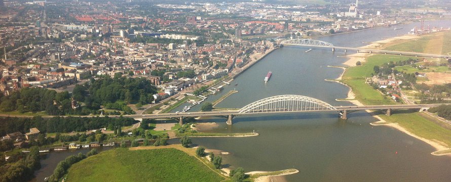 Nijmegen vanuit de lucht