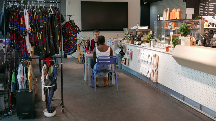 Fietscafé United in cycling