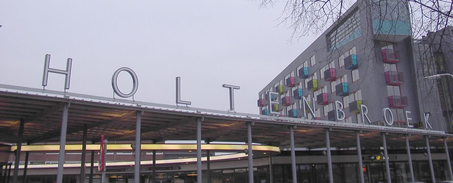 holtenbroek wijkcentrum wikimedia commons