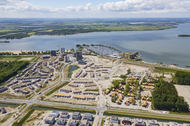 Almere luchtfoto -> Top-Shot / gemeente Almere, mei 2020