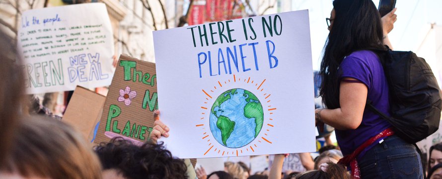 No planet B -> Photo by Bob Blob on Unsplash