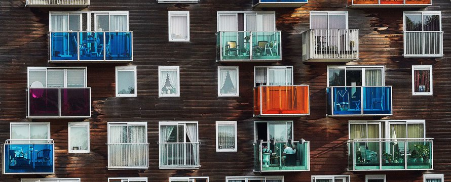 Balkons_Photo by Jari Hytönen on Unsplash