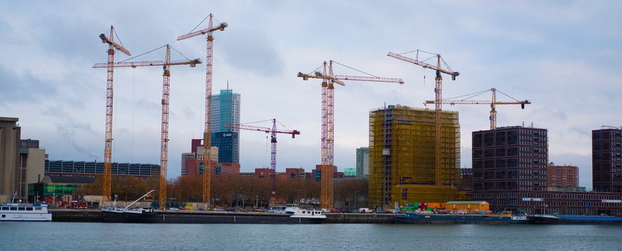 Rotterdam bouwlocatie_Photo by Mike van den Berg on Unsplash