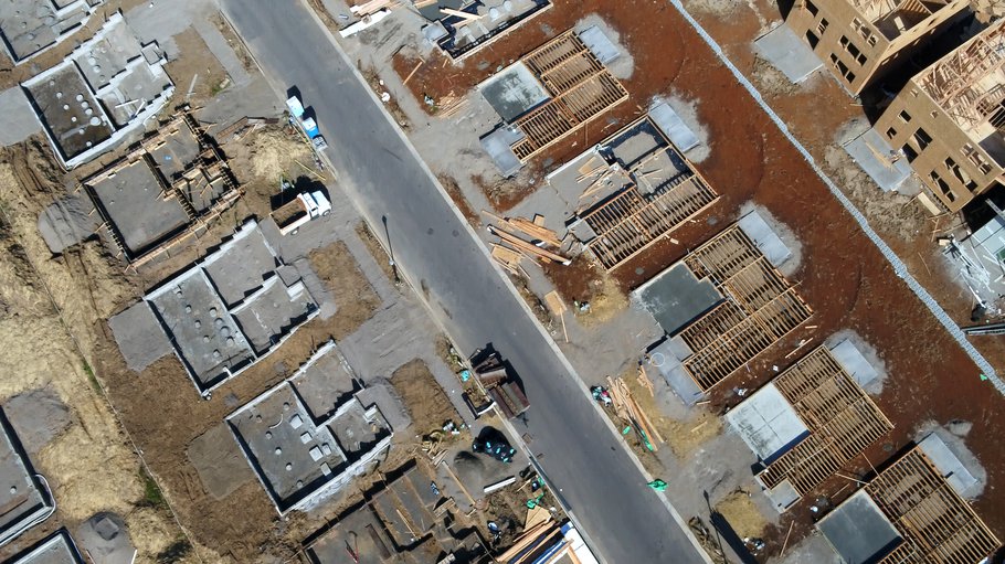 Luchtfoto wijk in aanbouw