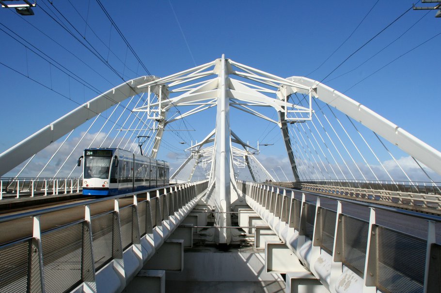 Tram IJburg