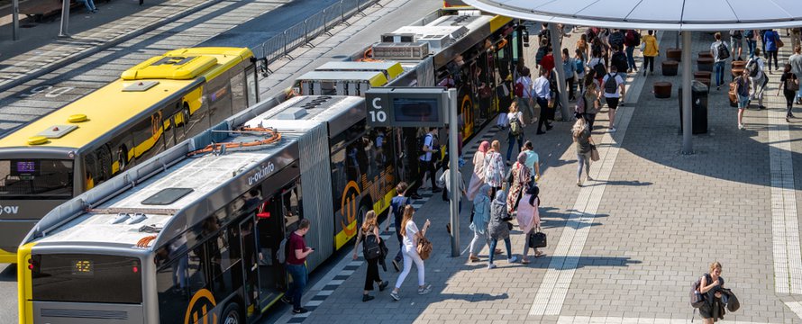 Stadsbussen op Utrecht Centraal