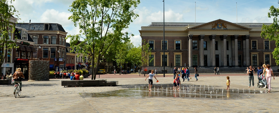 "Paleis van Justitie Leeuwarden" (CC BY 2.0) by FaceMePLS