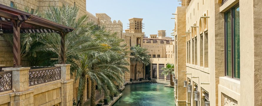 Dubai Souq_Photo by Zosia Korcz on Unsplash