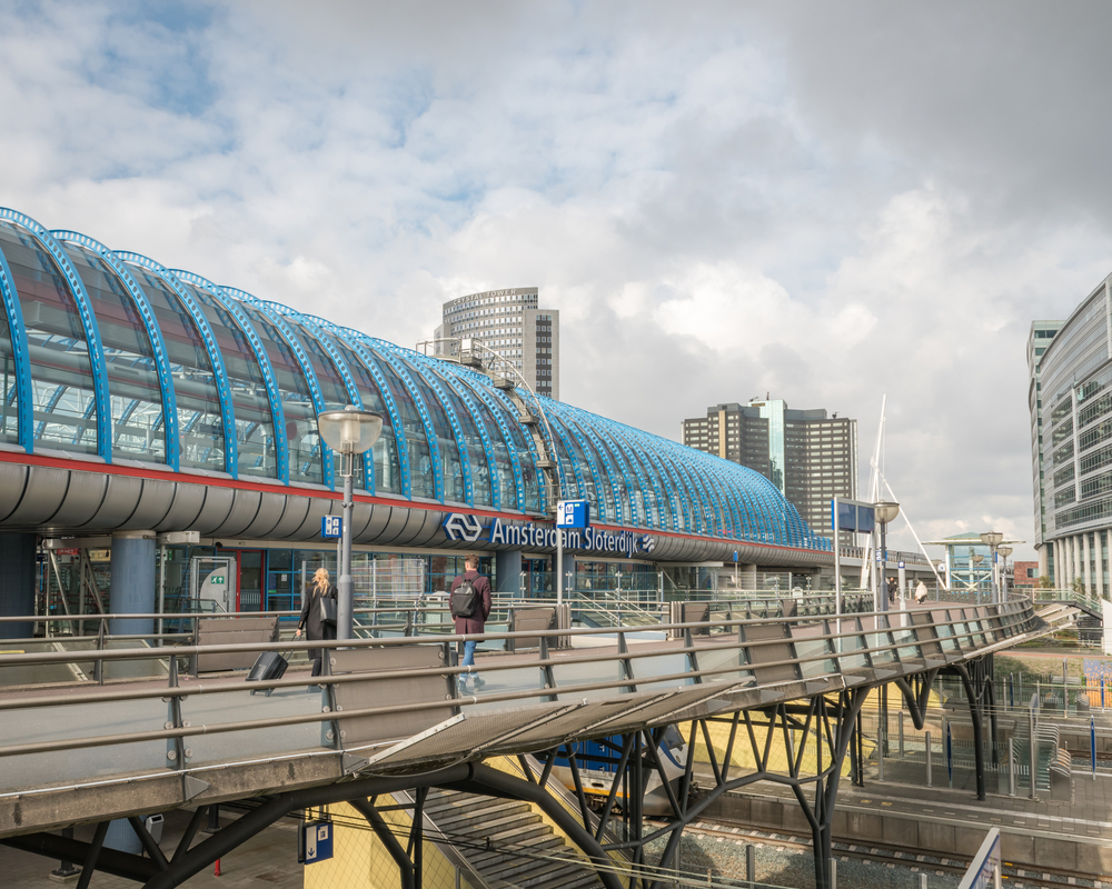 Afgewogen plannen maken voor stationsgebieden en naoorlogse wijken